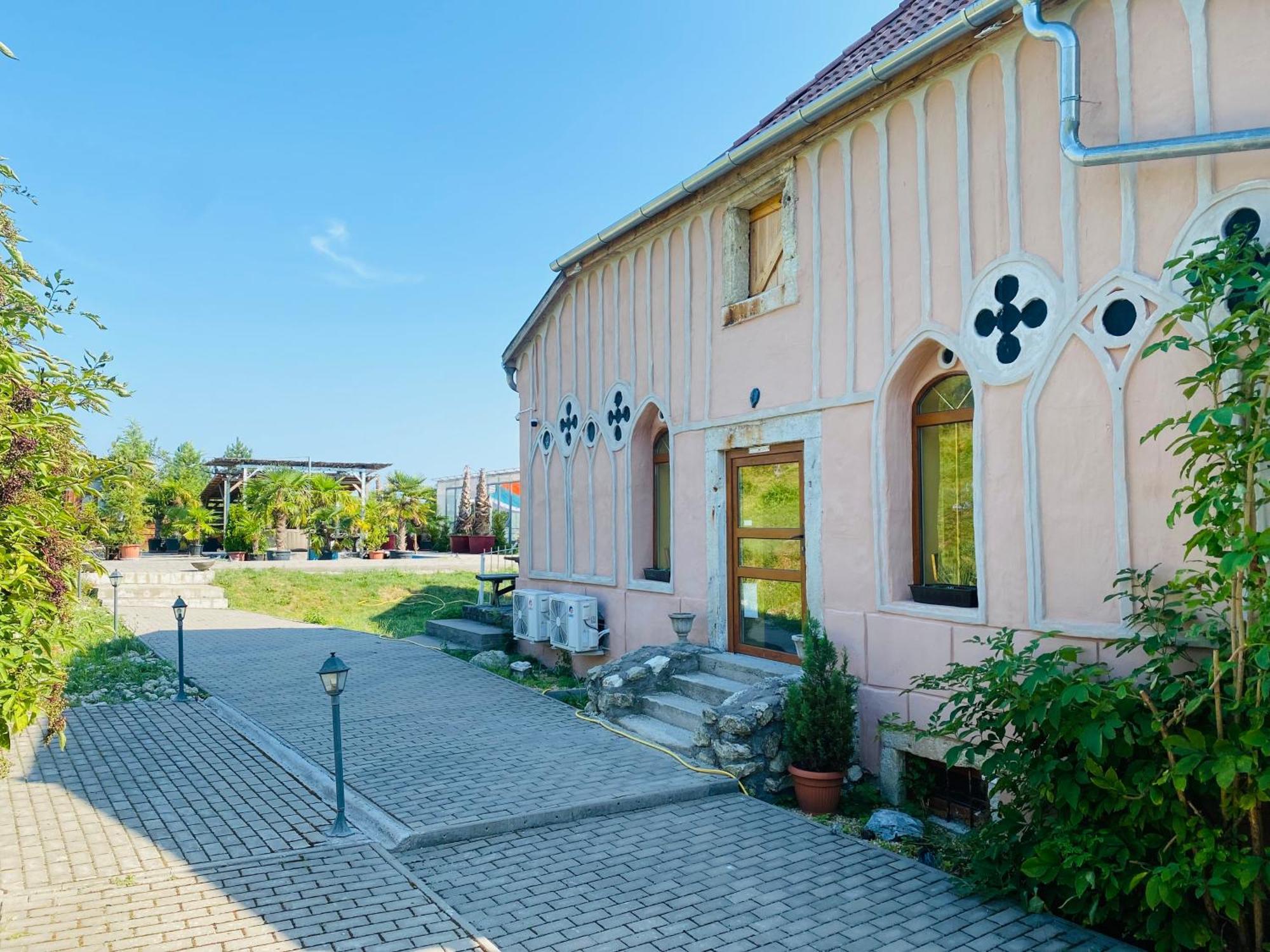 Chateau Vincze Satoraljaujhely Exterior photo